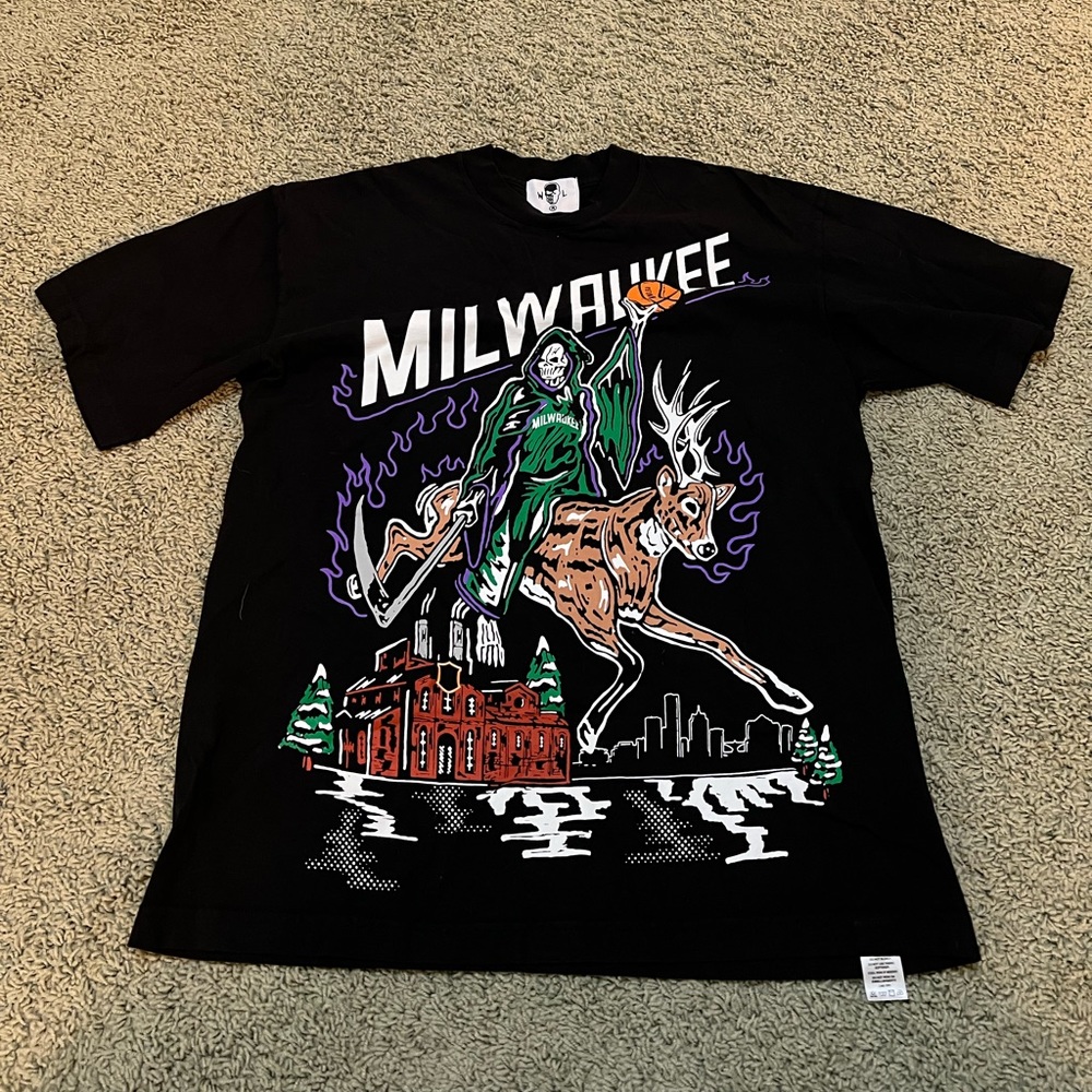 Warren Lotas - Bucks t-shirt